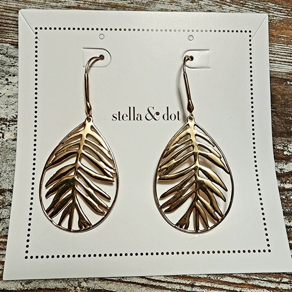 STELLA AND DOT Botanical Filigree - Picture 1 of 1